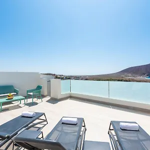 https://la-tejitas-best-sea-view-penthouse.tenerifehoteles.net
