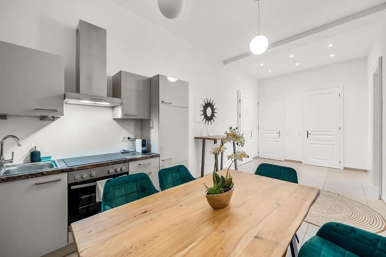 Vienna Chic Residences #Suite 7